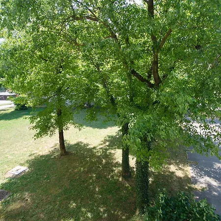 Apartment Near The Train Station Laibach